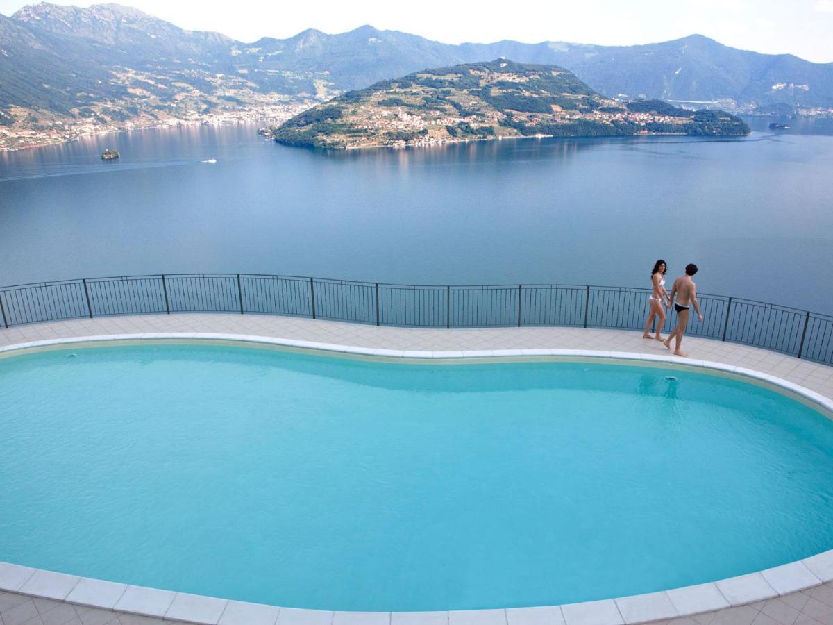 Cherubino - Stunning Lake View With Swimming Pool Parzanica Ngoại thất bức ảnh
